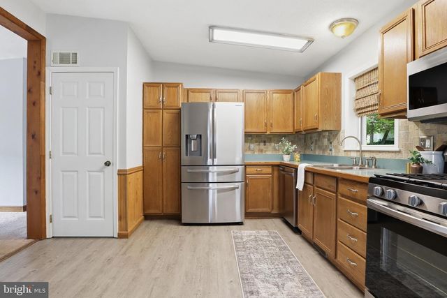 408 MAIN ST, Delta, PA 17314