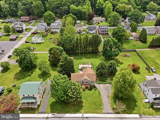 408 MAIN ST, Delta, PA 17314