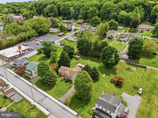 408 MAIN ST, Delta, PA 17314