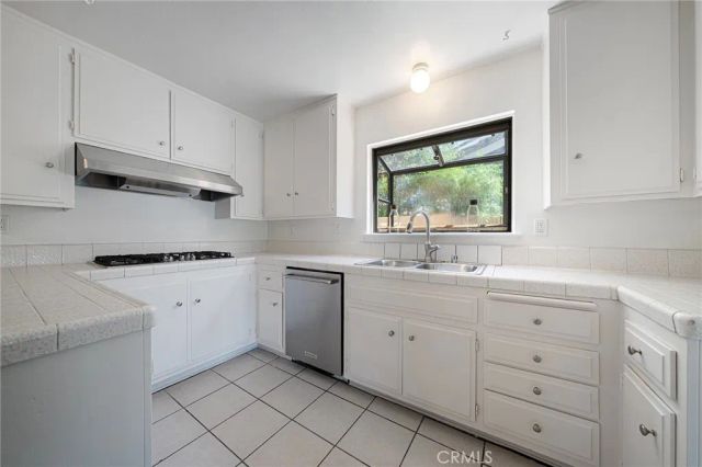 9628 Mariposa Avenue, Fountain Valley, CA 92708