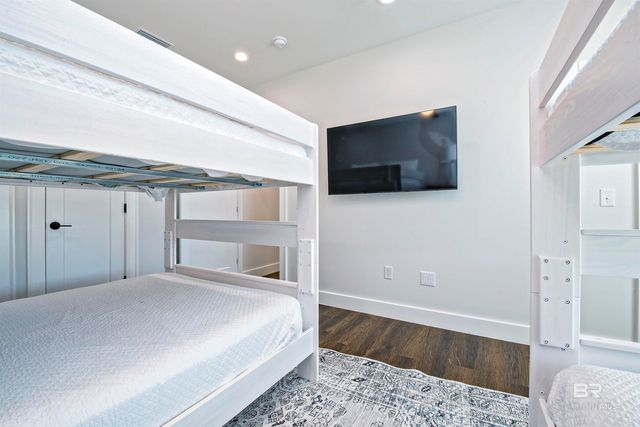 815 Kingston Lane, Gulf Shores, AL 36542