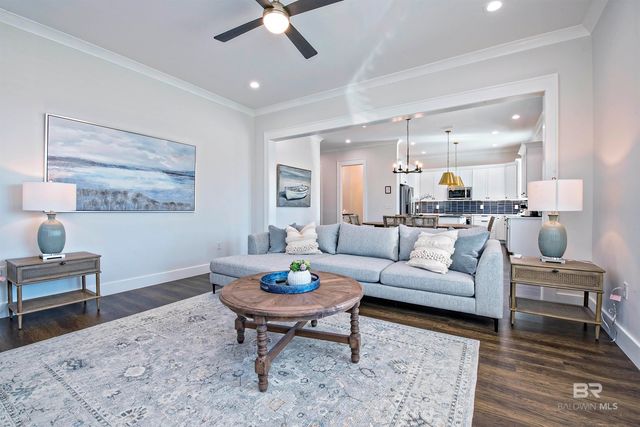 815 Kingston Lane, Gulf Shores, AL 36542