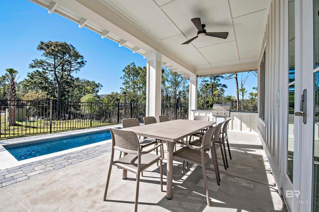 815 Kingston Lane, Gulf Shores, AL 36542