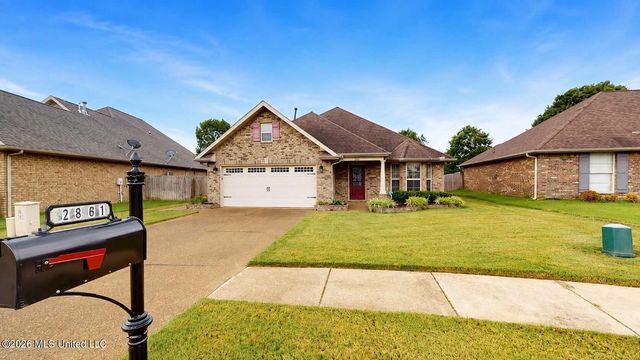 2861 S Hartland, Southaven, MS 38672