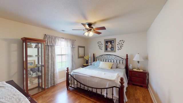 2861 S Hartland, Southaven, MS 38672