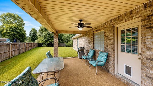 2861 S Hartland, Southaven, MS 38672