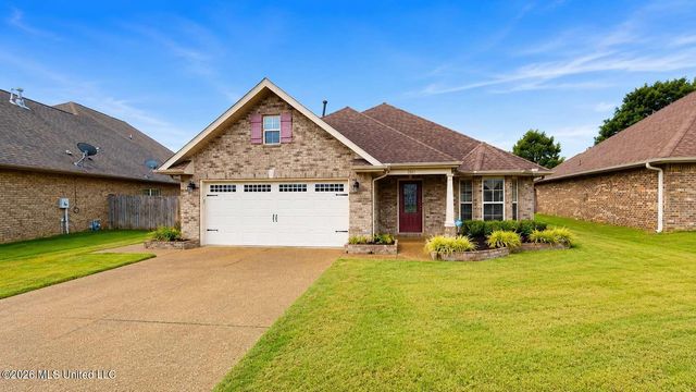2861 S Hartland, Southaven, MS 38672