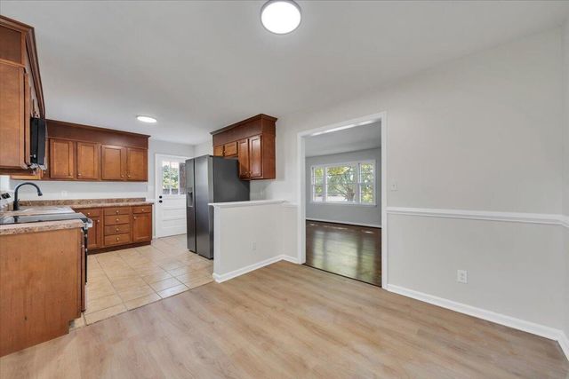 678 E Augusta AVE, Vinton, VA 24179