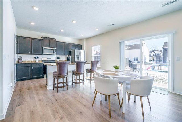 1518 Forbes Avenue, Columbus, OH 43228