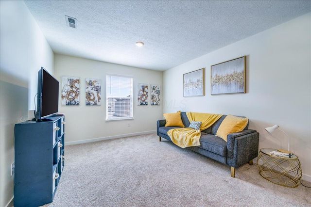 1518 Forbes Avenue, Columbus, OH 43228