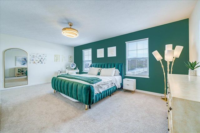 1518 Forbes Avenue, Columbus, OH 43228