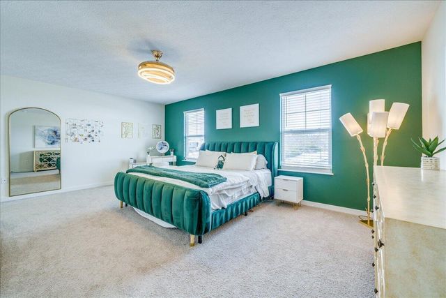 1518 Forbes Avenue, Columbus, OH 43228