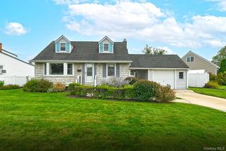 3642 Lark Street, Levittown, NY 11756