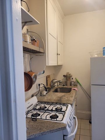 41 Revere 3, Boston, MA 02114