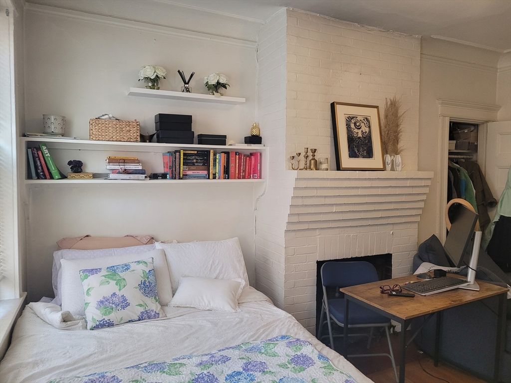 41 Revere 3, Boston, MA 02114