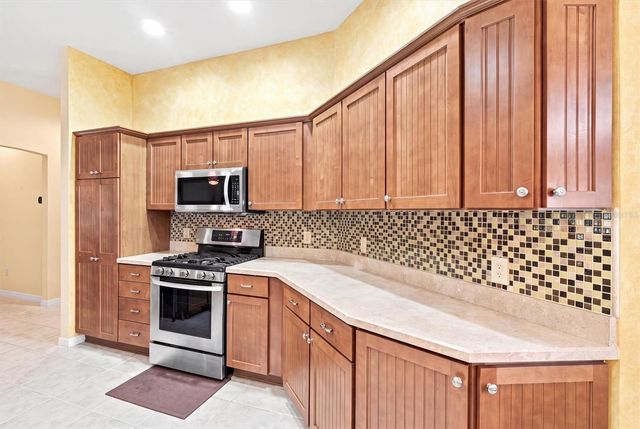 438 TROY LOOP, The Villages, FL 32162