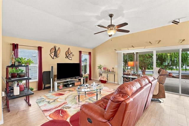438 TROY LOOP, The Villages, FL 32162