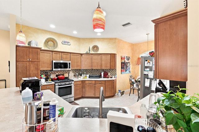 438 TROY LOOP, The Villages, FL 32162