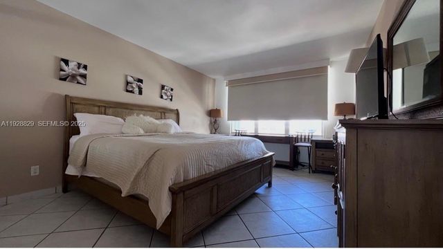 5161 Collins Ave 1701, Miami Beach, FL 33140