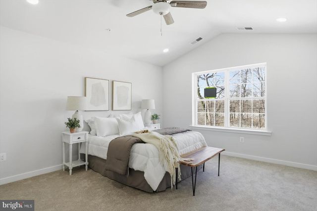 715 HAMMONDS LN, Baltimore, MD 21225