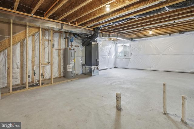 715 HAMMONDS LN, Baltimore, MD 21225