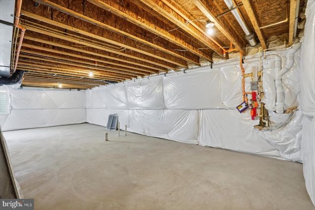 715 HAMMONDS LN, Baltimore, MD 21225