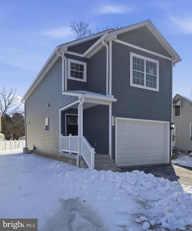715 HAMMONDS LN, Baltimore, MD 21225