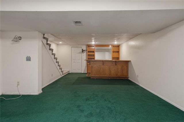 10425 N Campbell Court, Kansas City, MO 64155