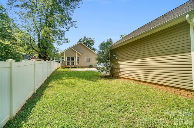 309 Mill Road, Charlotte, NC 28216