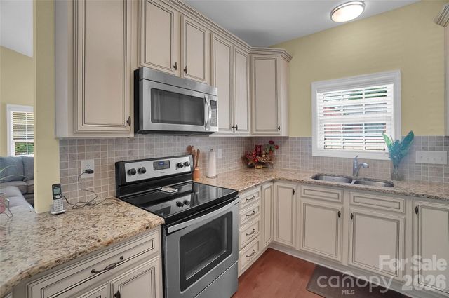 309 Mill Road, Charlotte, NC 28216
