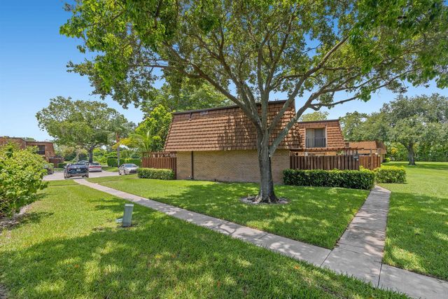 3024 30th Lane B LOT 147, Greenacres, FL 33463