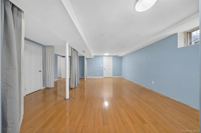245-71 61st Avenue, Little Neck, NY 11362