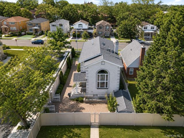 245-71 61st Avenue, Little Neck, NY 11362