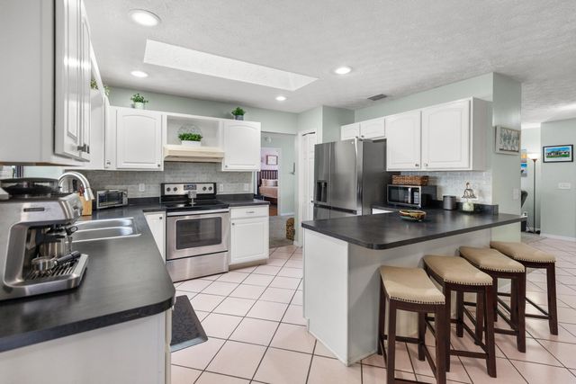 507 NW Azalea Avenue, Port St. Lucie, Port St Lucie, FL 34983