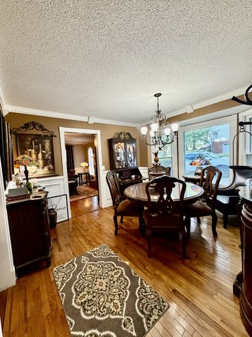 1051 Alex Dr, Lawrenceburg, TN 38464