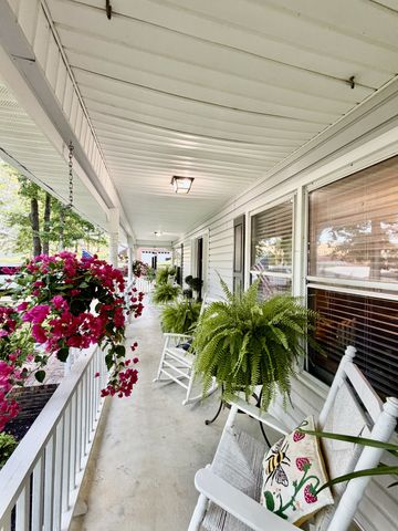 1051 Alex Dr, Lawrenceburg, TN 38464