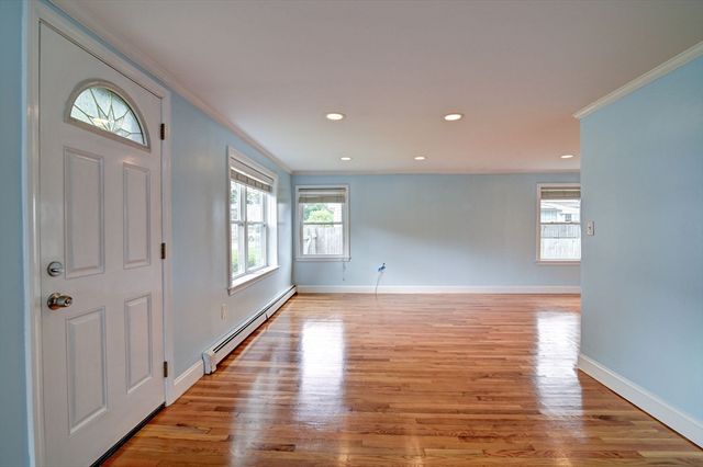 30 Thayer Ave 30, Weymouth, MA 02188