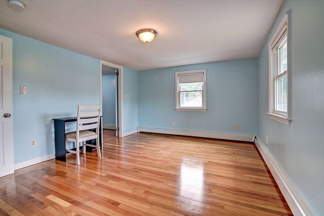 30 Thayer Ave 30, Weymouth, MA 02188