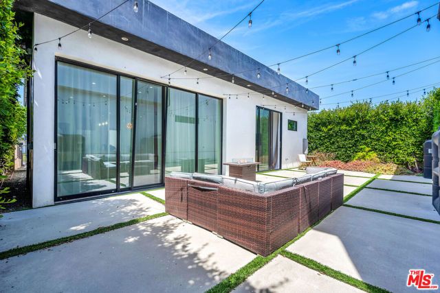 12136 Clarkson Road, Los Angeles, CA 90064