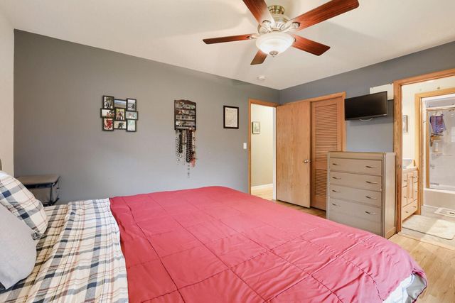 500 Sumter Avenue S, Golden Valley, MN 55426
