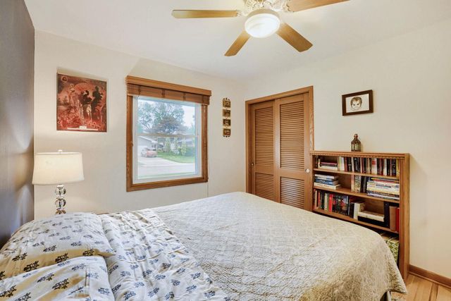 500 Sumter Avenue S, Golden Valley, MN 55426