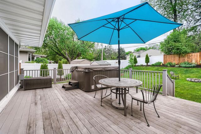 500 Sumter Avenue S, Golden Valley, MN 55426