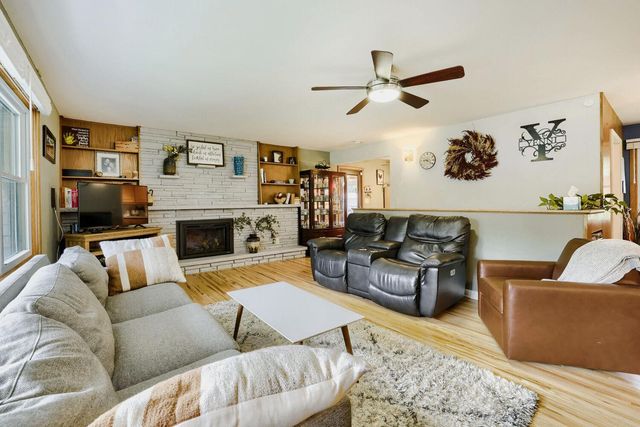 500 Sumter Avenue S, Golden Valley, MN 55426