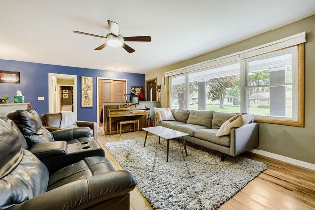 500 Sumter Avenue S, Golden Valley, MN 55426