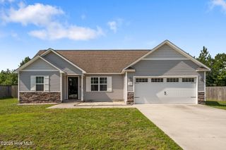 109 Sonia Drive, Hubert, NC 28539