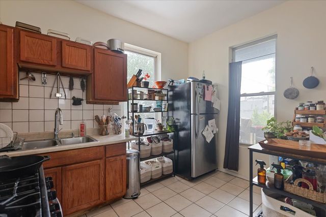 1634 N Sawyer Avenue, Chicago, IL 60647
