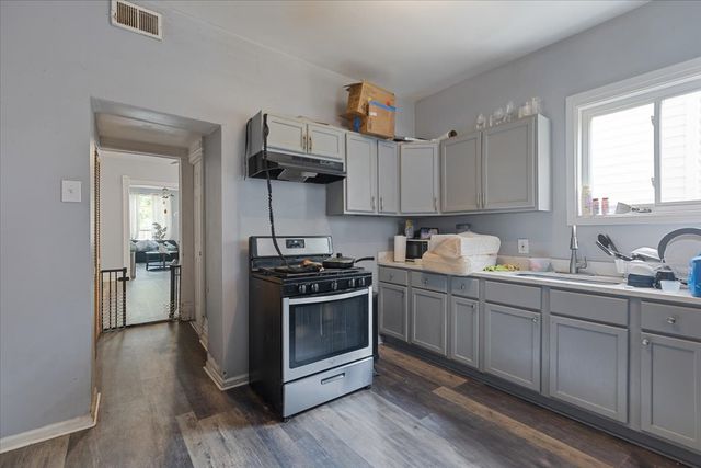 1634 N Sawyer Avenue, Chicago, IL 60647