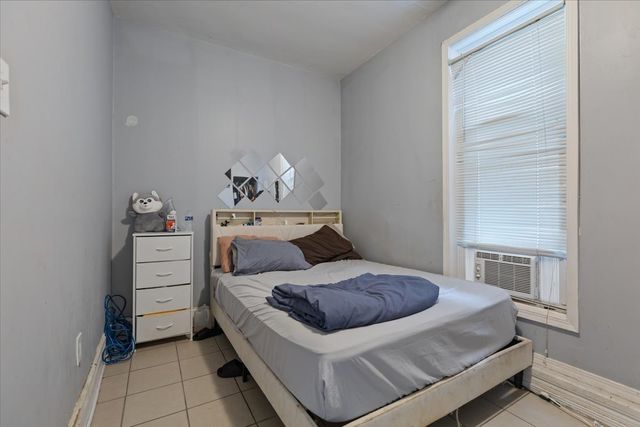 1634 N Sawyer Avenue, Chicago, IL 60647