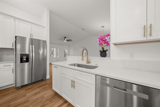 6724 Heavitree Way, Sebring, FL 33876