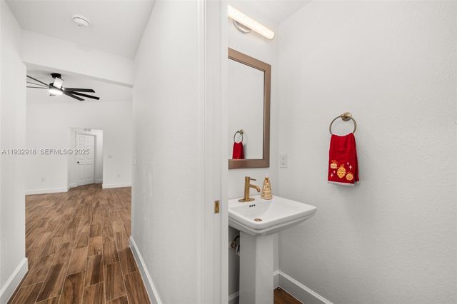 6724 Heavitree Way, Sebring, FL 33876